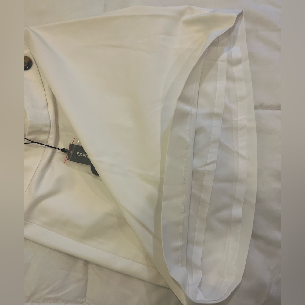 NWT Express High Waisted Button Tab Mini Skirt - Picture 2 of 5
